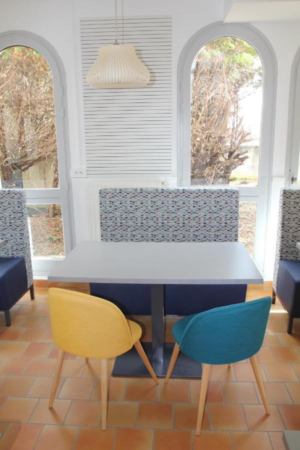 Auberge De Jeunesse D'Орлеан Екстериор снимка